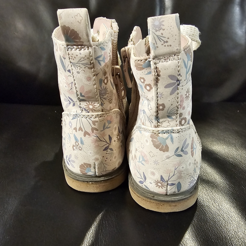 Cat and Jack's Girls Pink Floral Boots size 10 - Picture 10 of 12